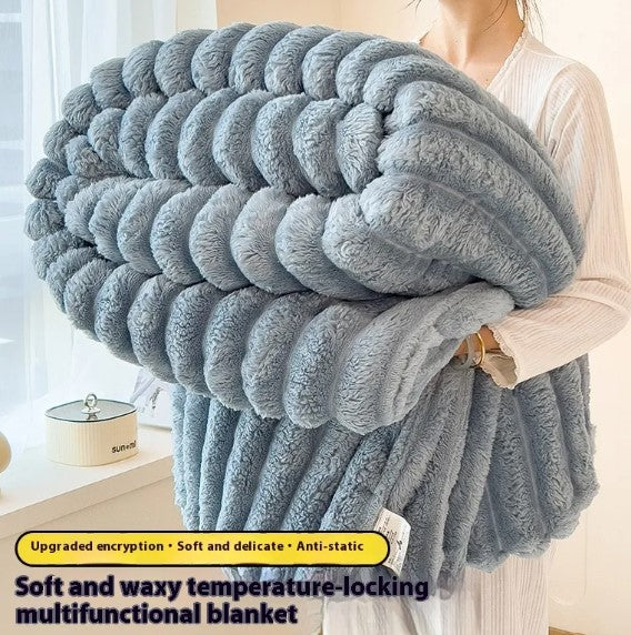 Luxury Velvet Blanket – Ultra Soft Lightweight All-Season Throw Blanket