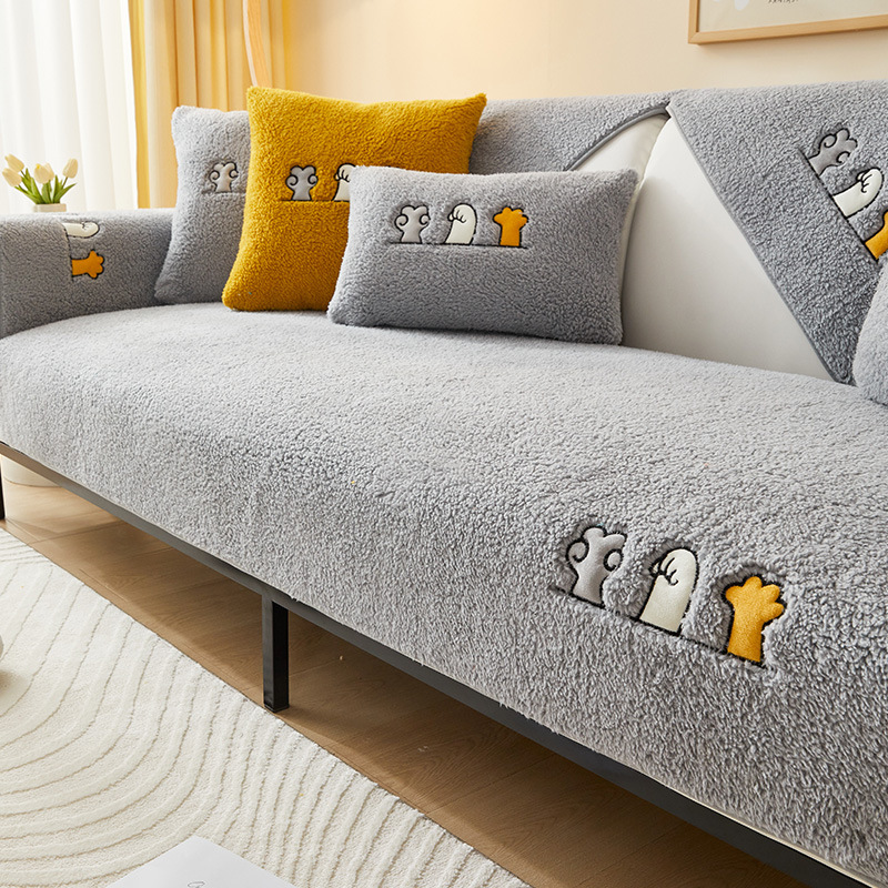 Cute Cartoon Lamb Velvet Sofa Cushion (1 Piece)