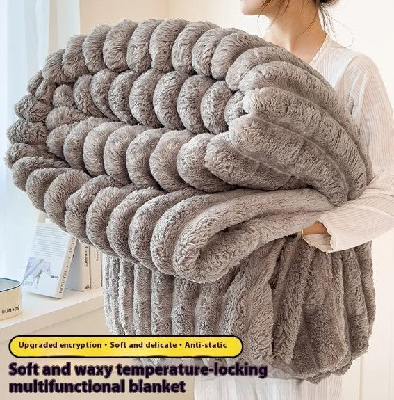 Luxury Velvet Blanket – Ultra Soft Lightweight All-Season Throw Blanket